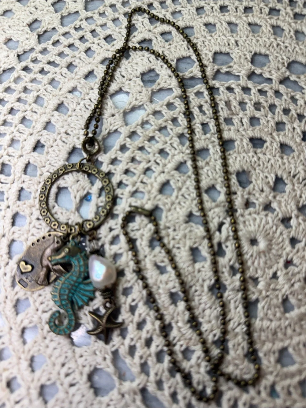 seahorse & pearl charming 26” necklace